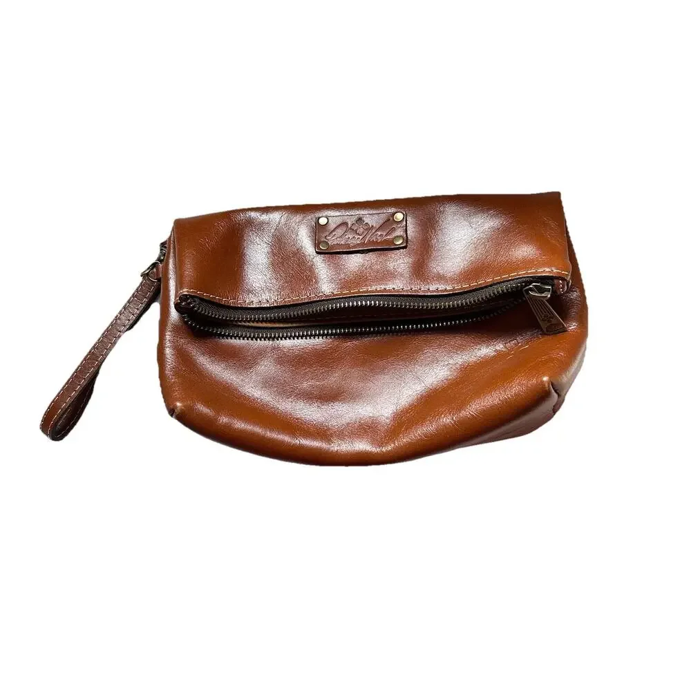 Patricia Nash Valerie Leather Fold-Over Wristlet Clutch in Tan Or Brown
